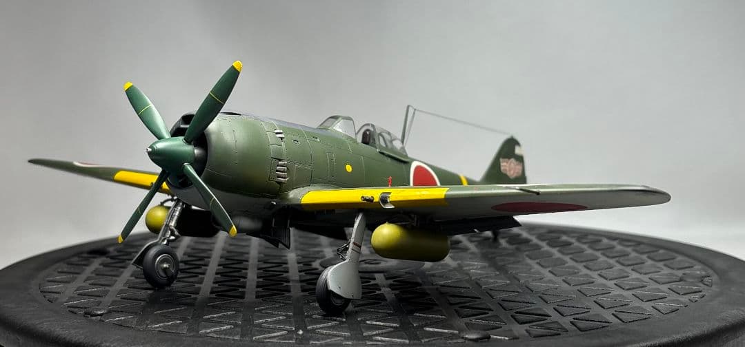 【完成品】ハセガワ 1/48 中島 キ84-1 四式戦闘機 疾風