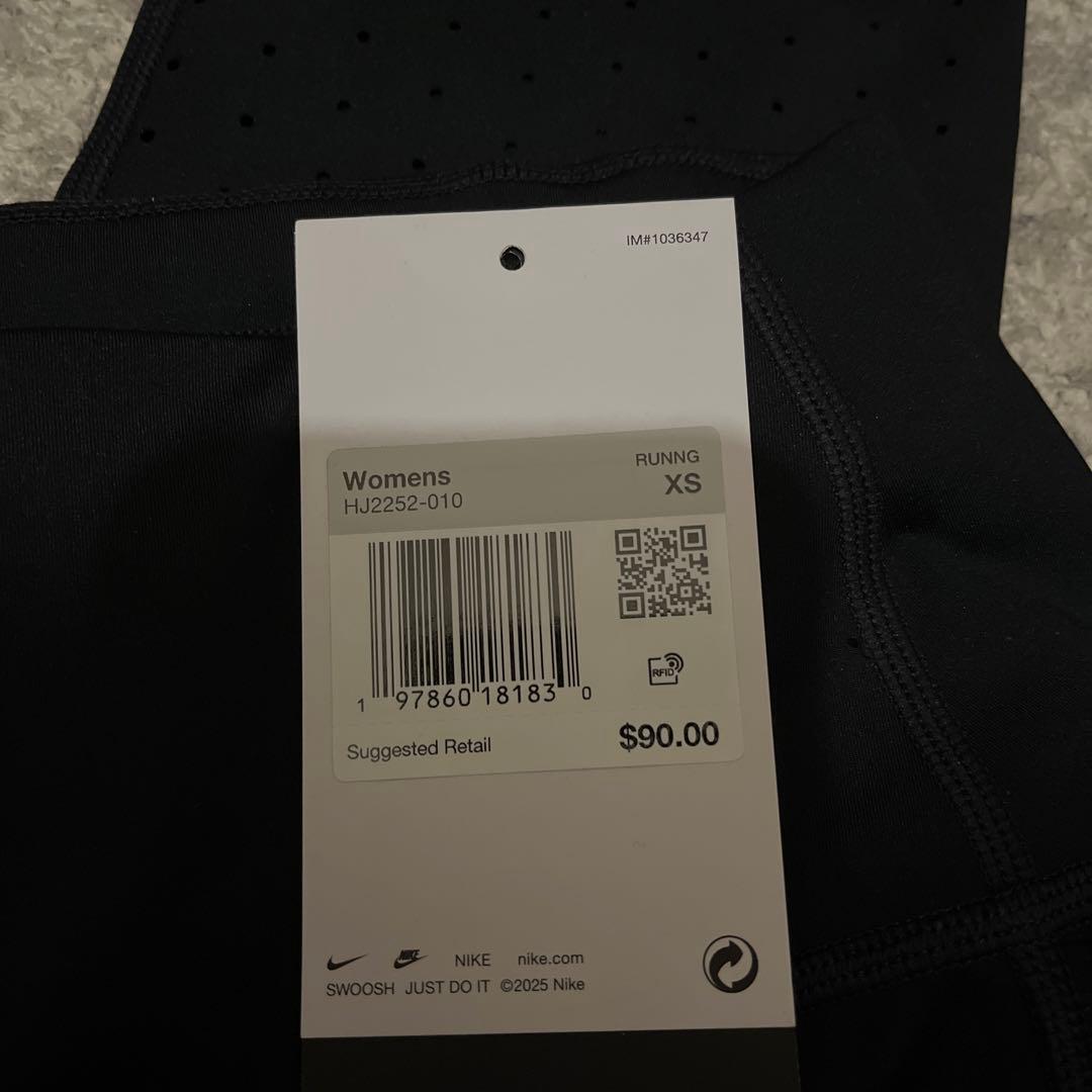 Nikeタイツ