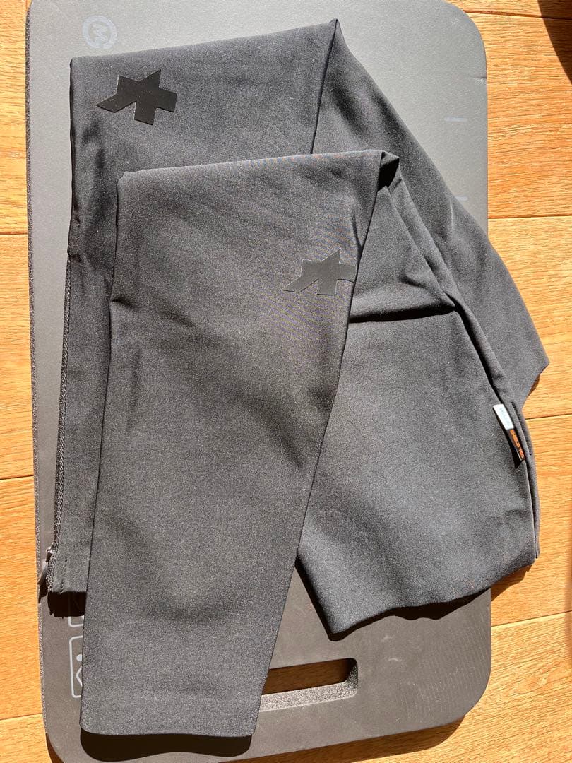 アソス レッグウォーマー ASSOS Winter Leg Warmers P1