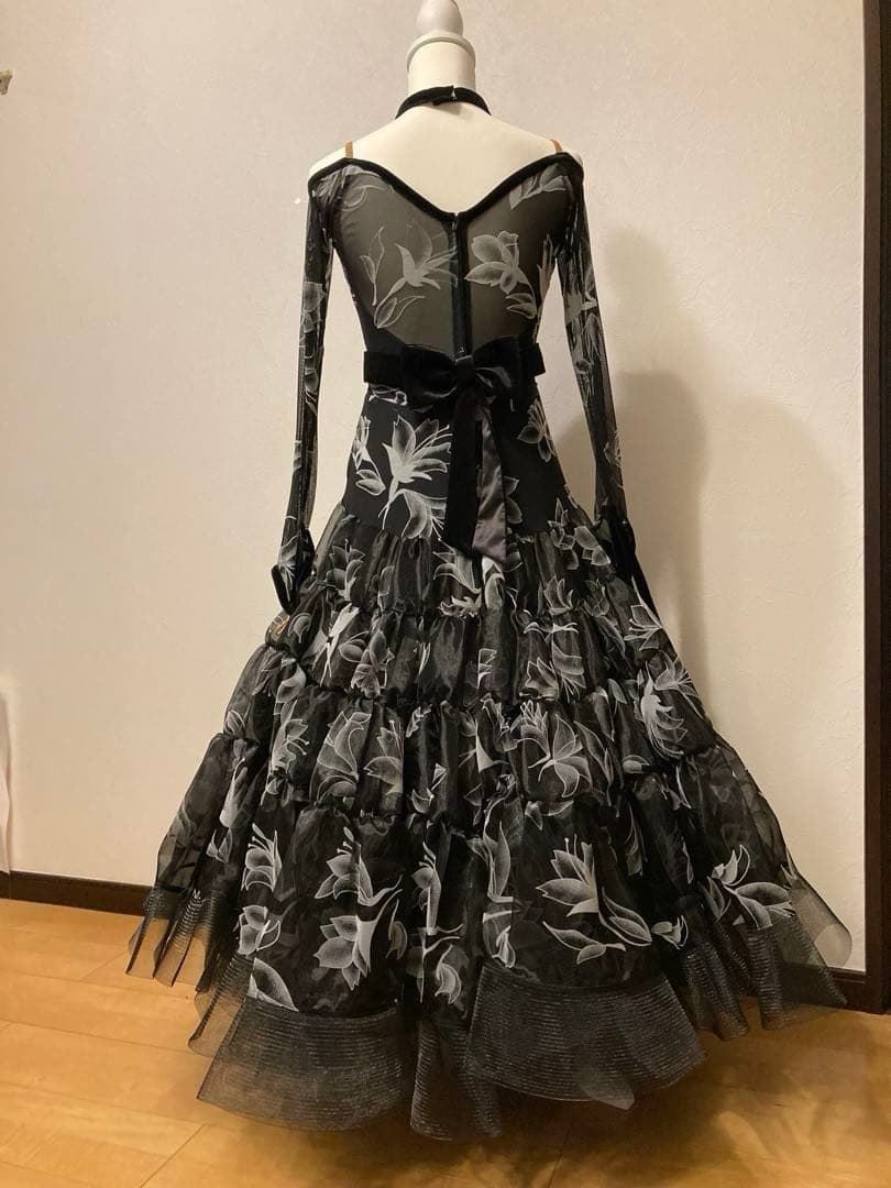 社交ダンス用黒白花柄ドレスLサイズ