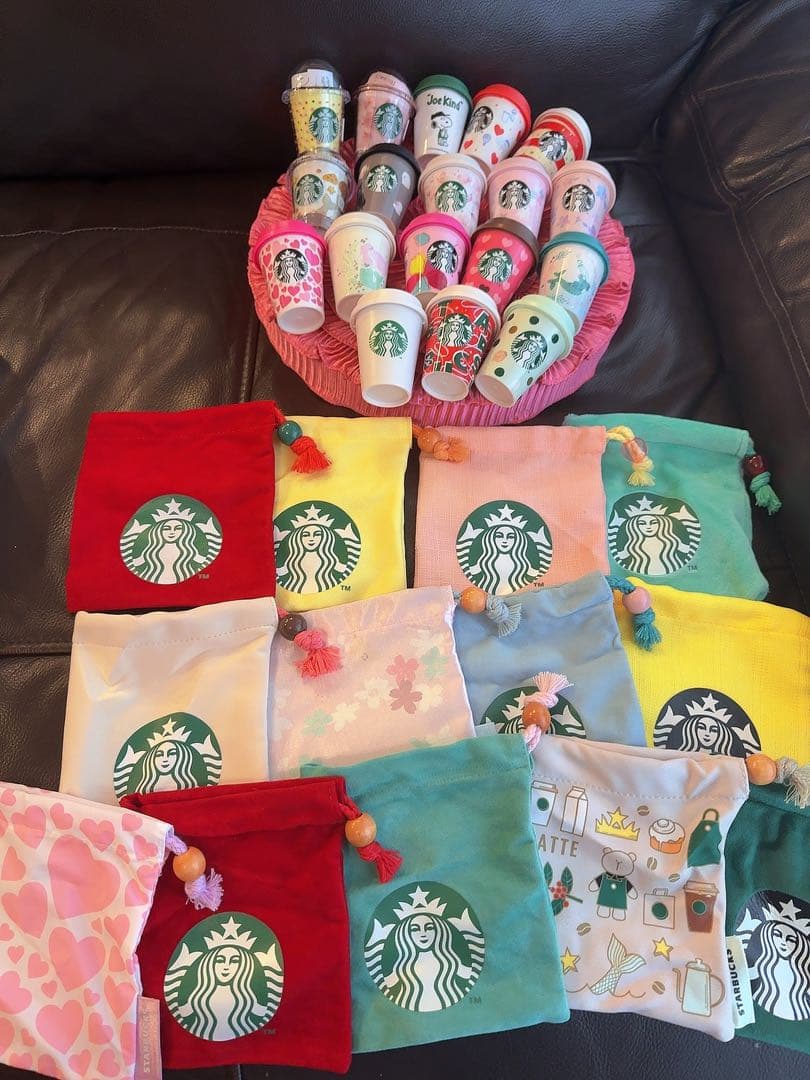 スターバックス　ミニチュアセット売り！巾着付き
