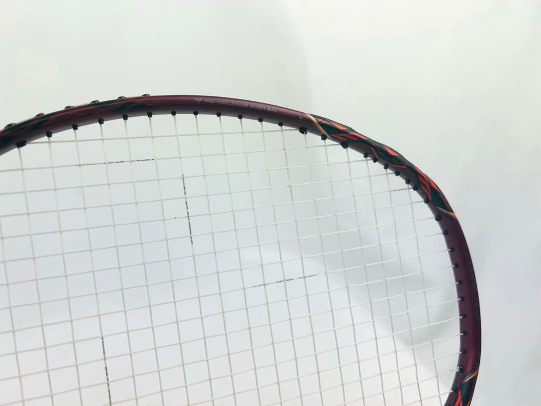 YONEX VOLTRIC 80 E-tune 4UG5 バドミントンラケット