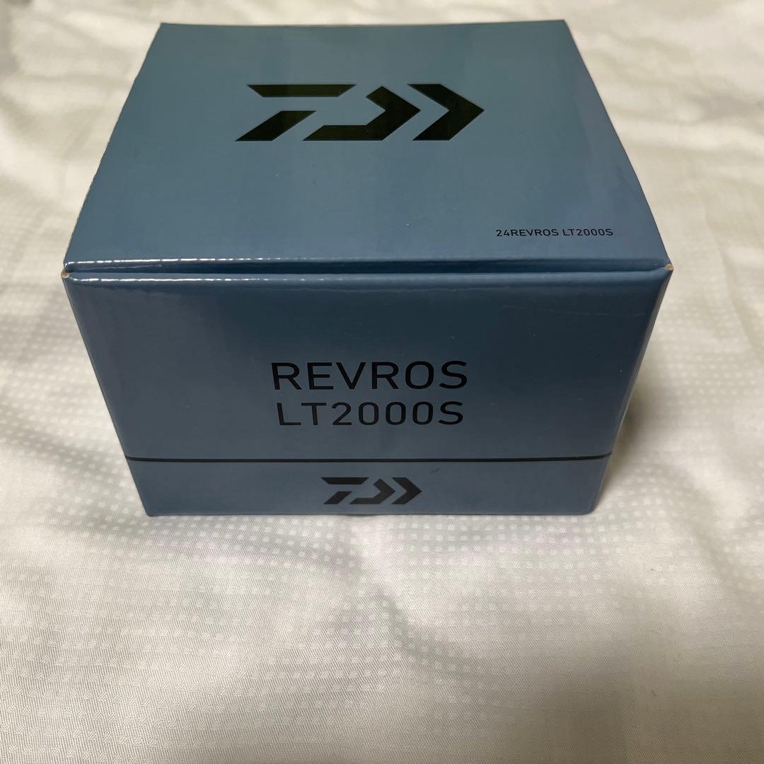 t*6様 Daiwa REVROS LT2000S スピニングリール