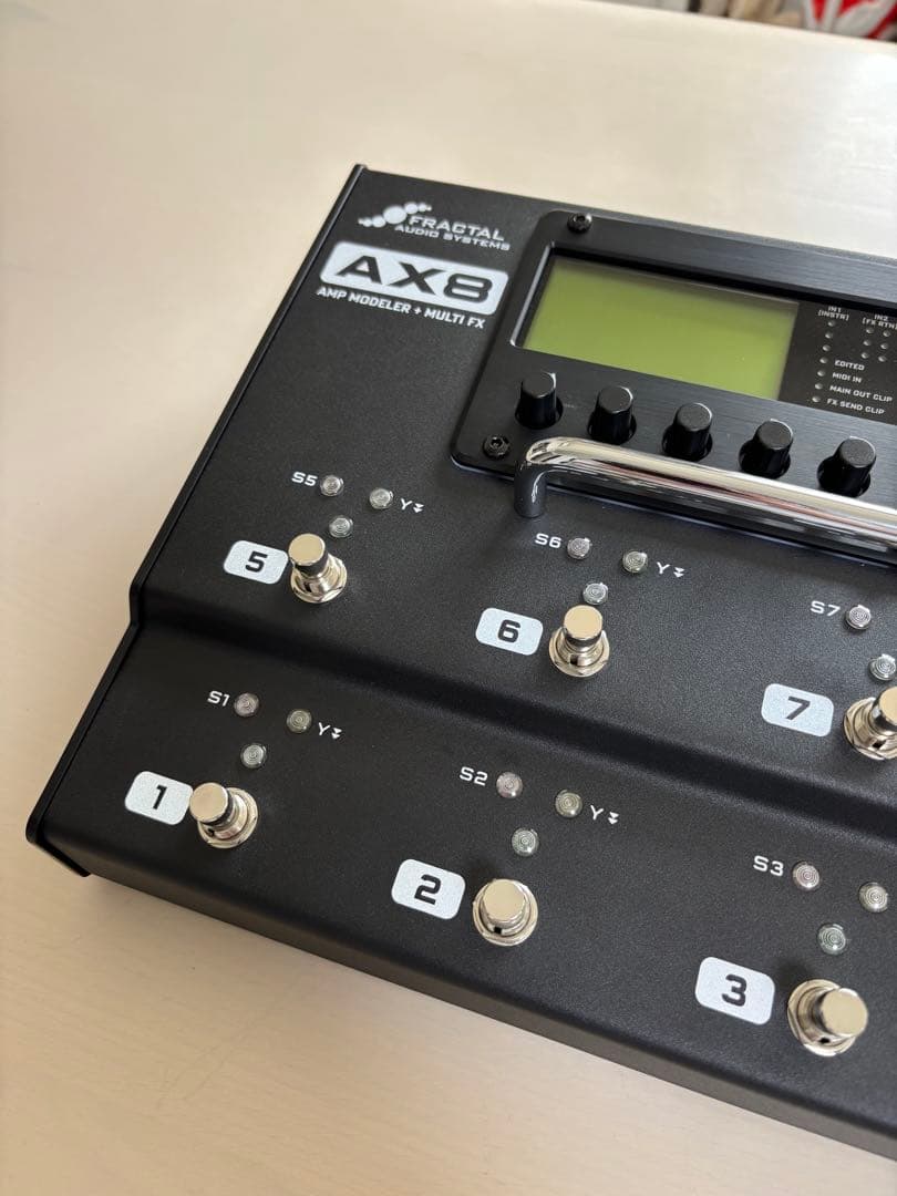 【美品】AX8 Fractal Audio Systems ギタープロセッサー