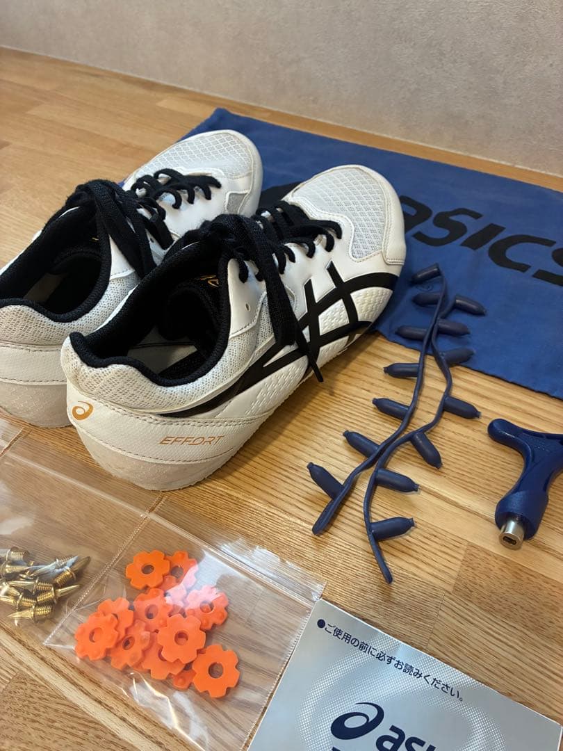 ASICS エボリューション スパイクシューズ　２６.５cm