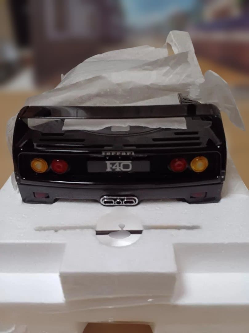京商　Ferrari F40 1:18スケール ブラック