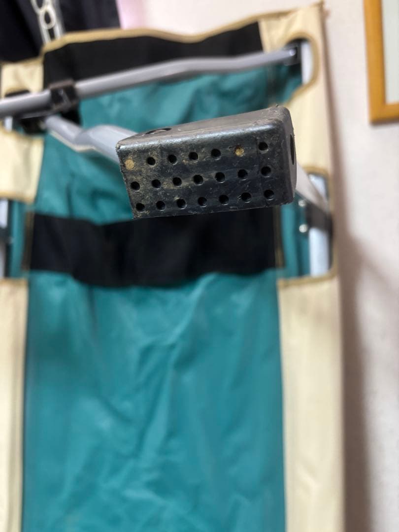 Coleman 折りたたみコット 緑/ベージュ収納袋付き、長椅子にも