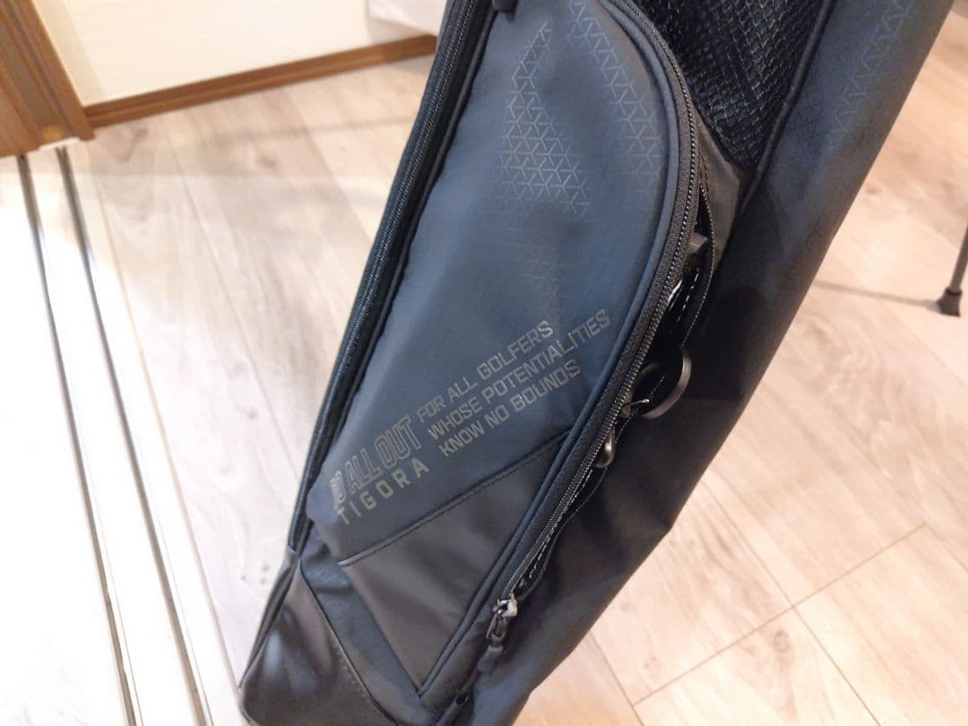 TIGORA　スタンド式ゴルフクラブケース