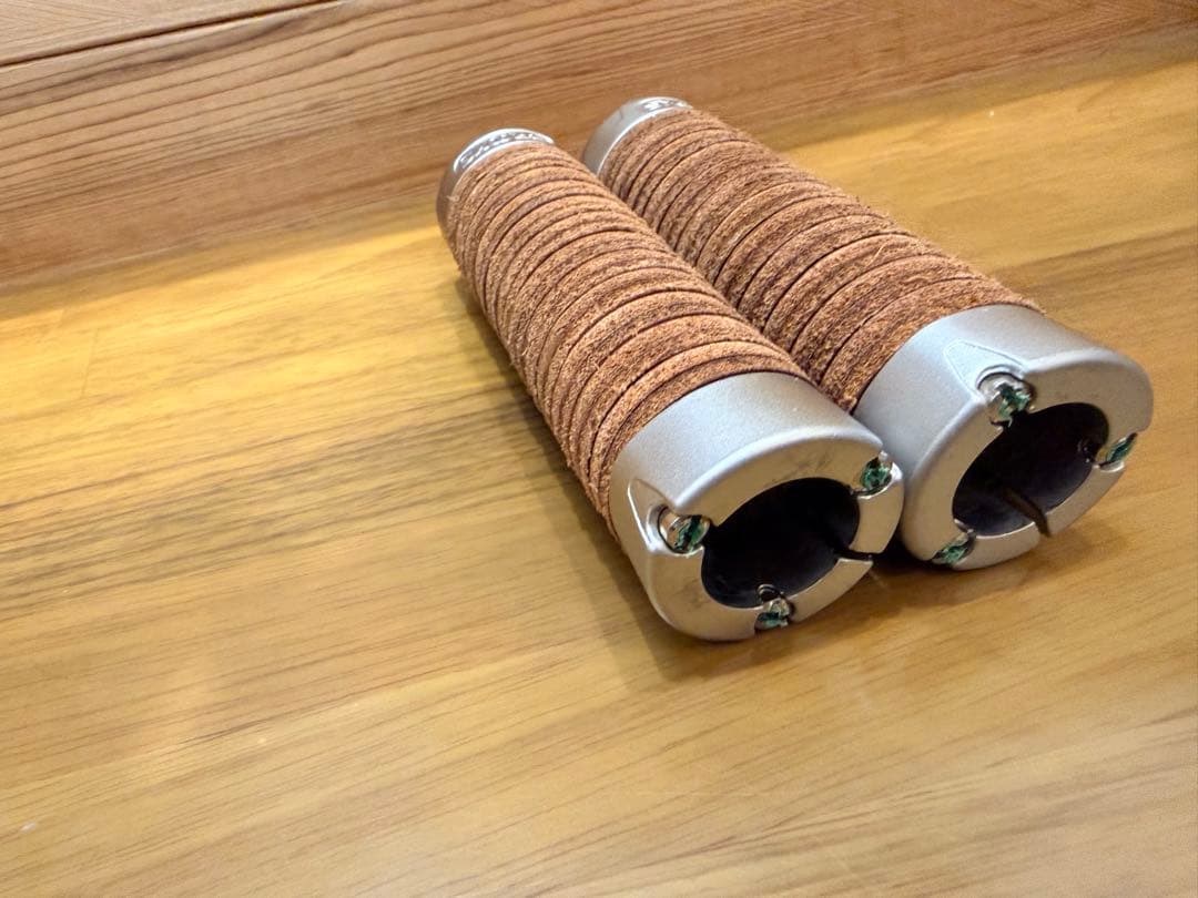 BROOKS(ブルックス) PLUMP LEATHER GRIPS ブラウン
