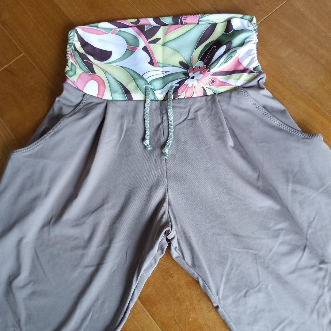 フラワープリント ヨガウェア セット　Mサイズ　日本製　美品