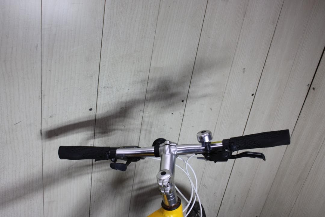 GIANT ESCAPE R3 700C 24速 470mm YELLOWクロス