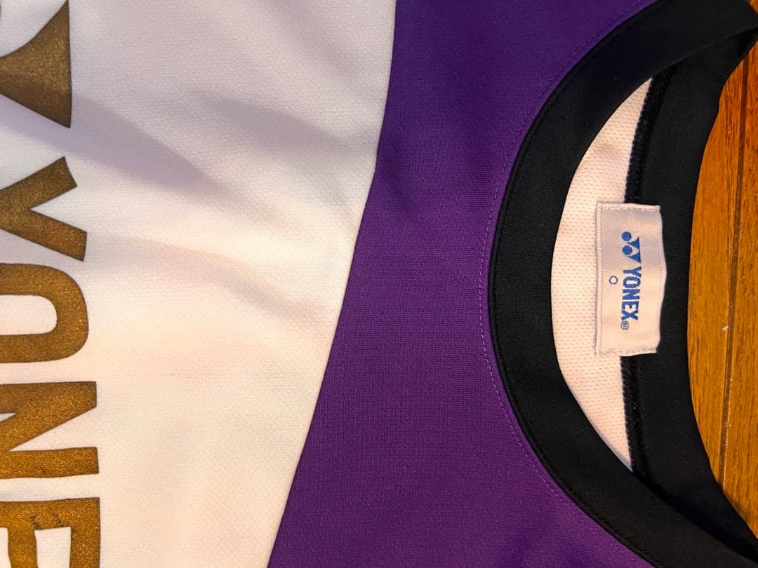ヨネックス　限定　ロンT