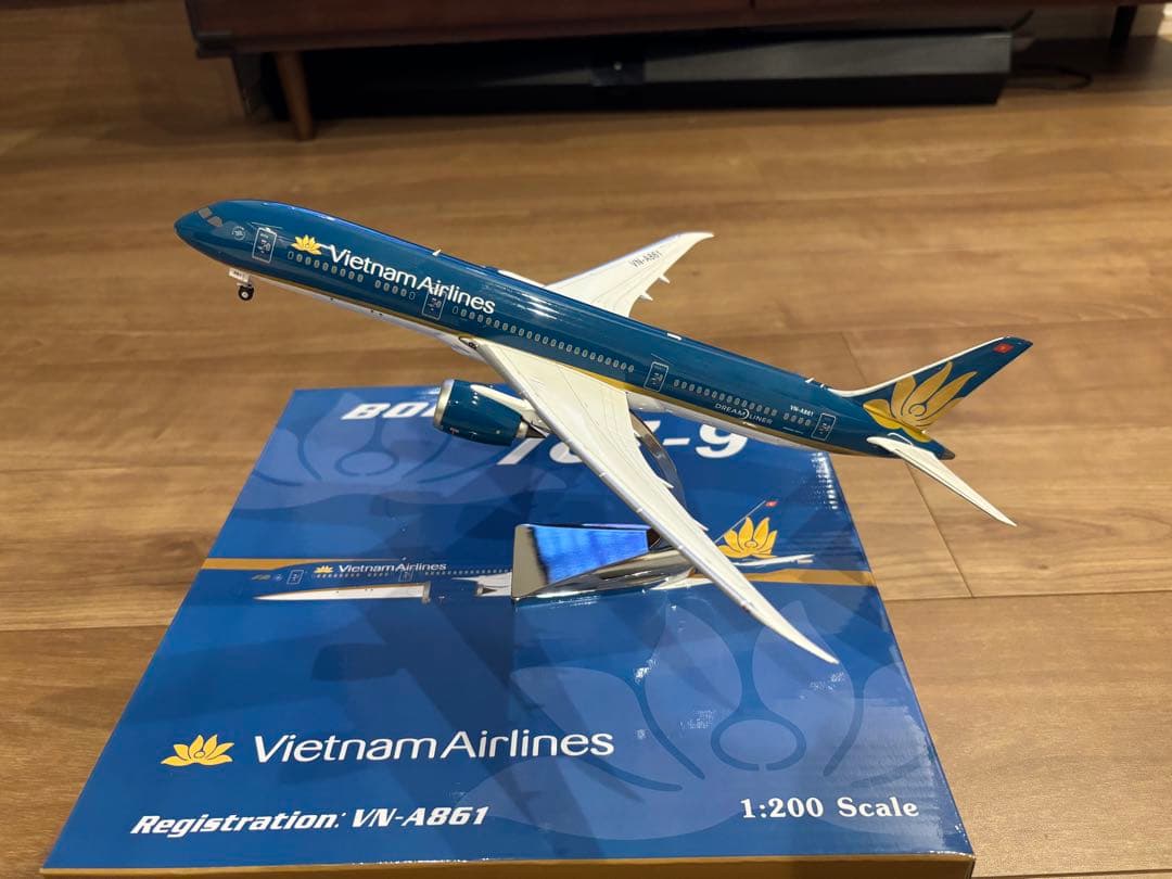 Vietnam Airlines Boeing 787-9 1:200スケール