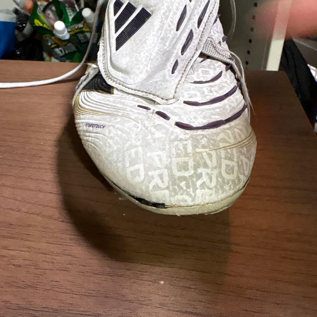 adidas Predator サッカーシューズ・スパイク