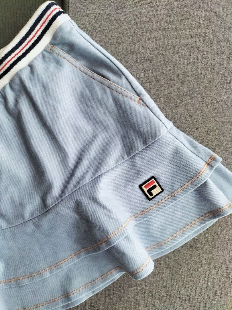 断捨離中様　Fila ロゴTシャツL＆FILAフリルスカートМセット
