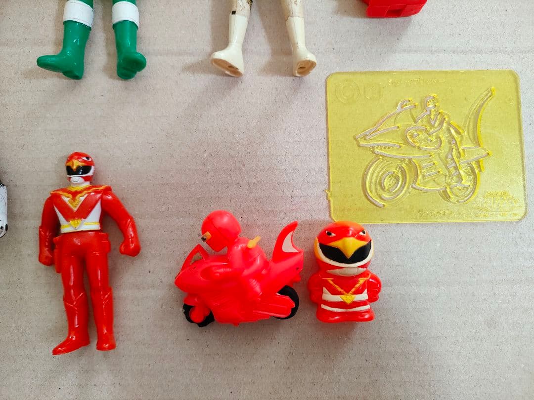 戦隊ヒーロー　フィギュア　まとめ売り