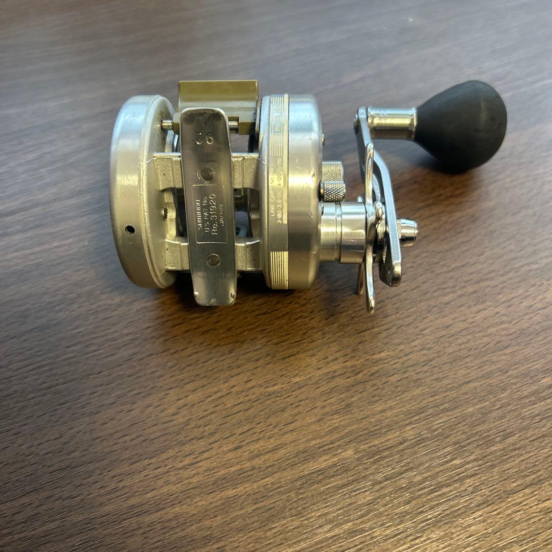 SHIMANO CALCUTTA ベイトリール