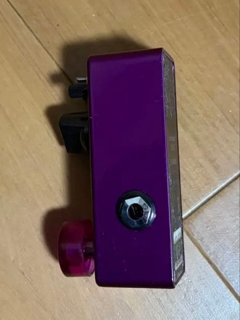 Suhr Riot mini ディストーションペダル