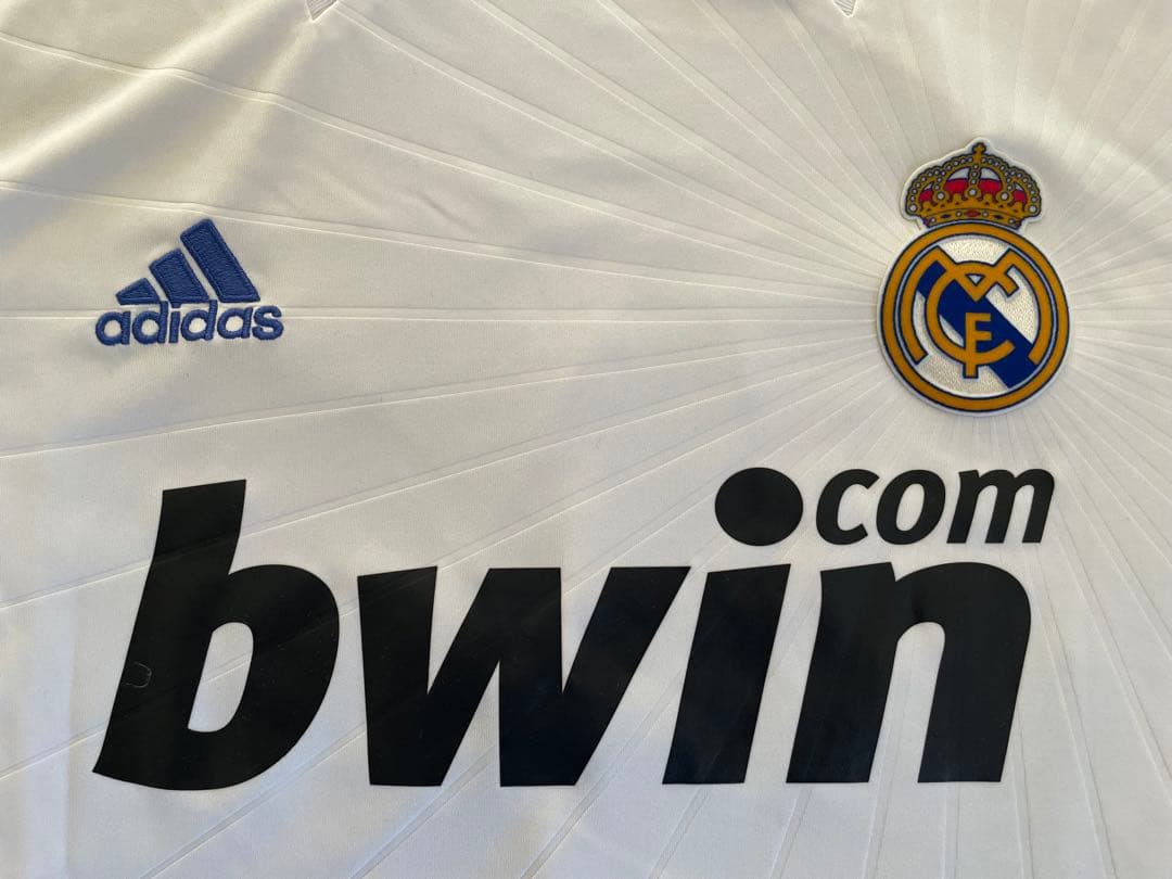 REAL MADRID ÖZIL 23番 シャツ