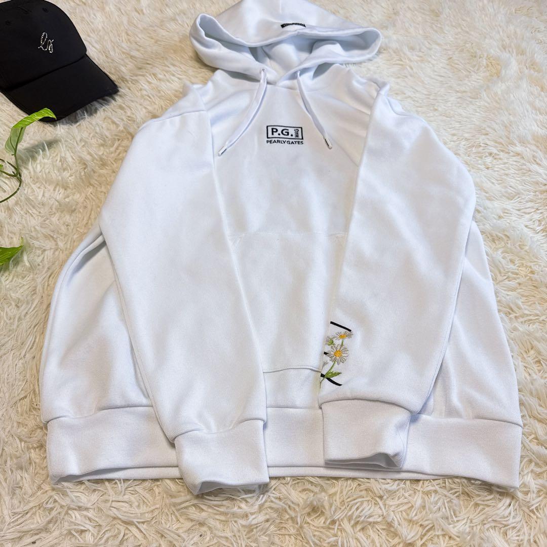 【パーリーゲイツ】美品 パーカー ホワイト 花柄 0サイズ レディース
