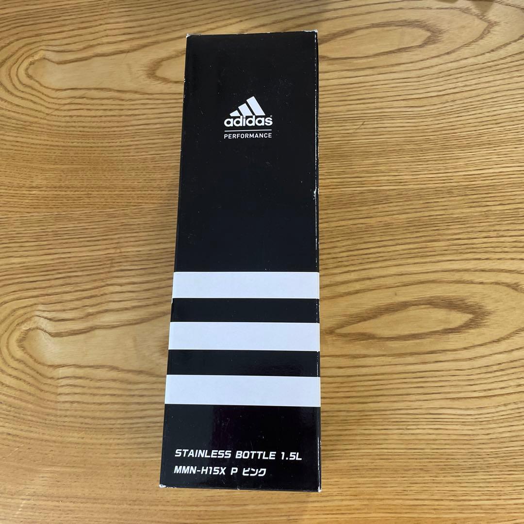adidas アディダス　水筒　1.5リットル