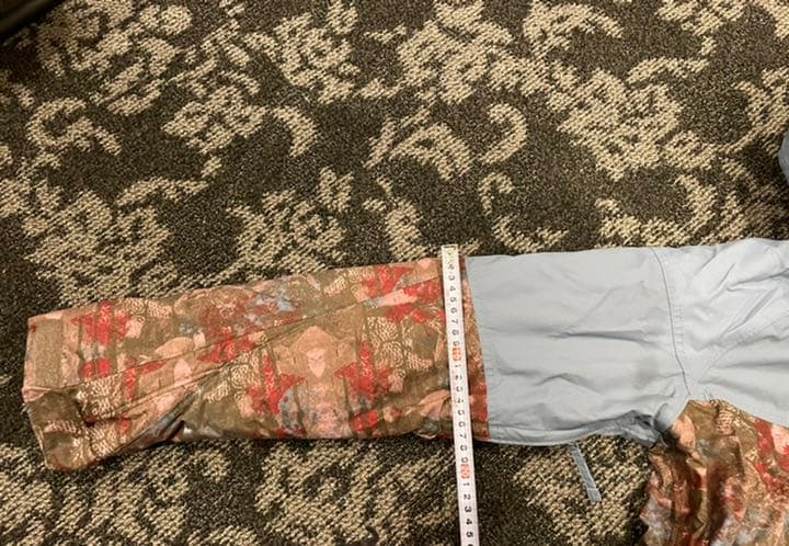 【新品タグ付】オークリー　女性ユニセックス　スキー　スノーボードウエア