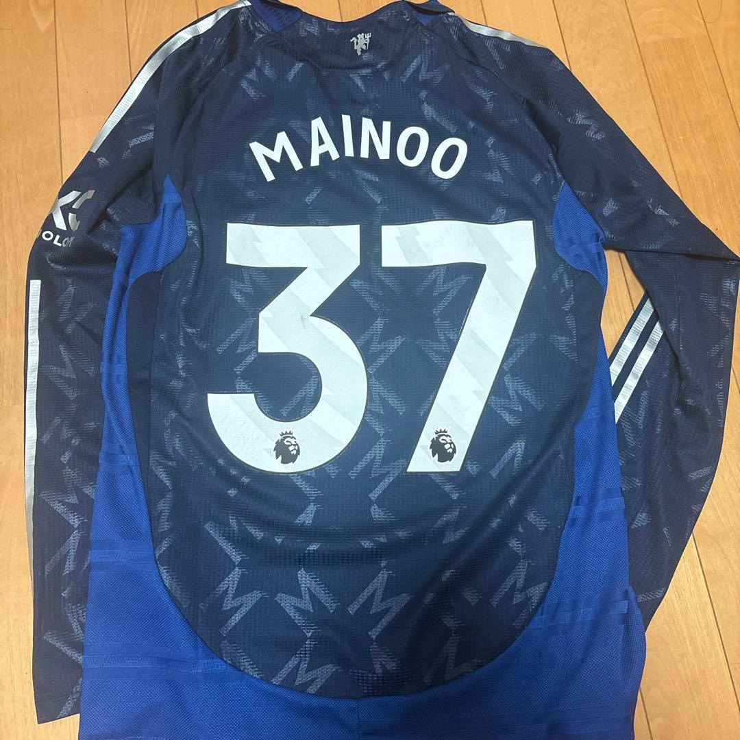 マンチェスター・ユナイテッド MAINOO 37 シャツ