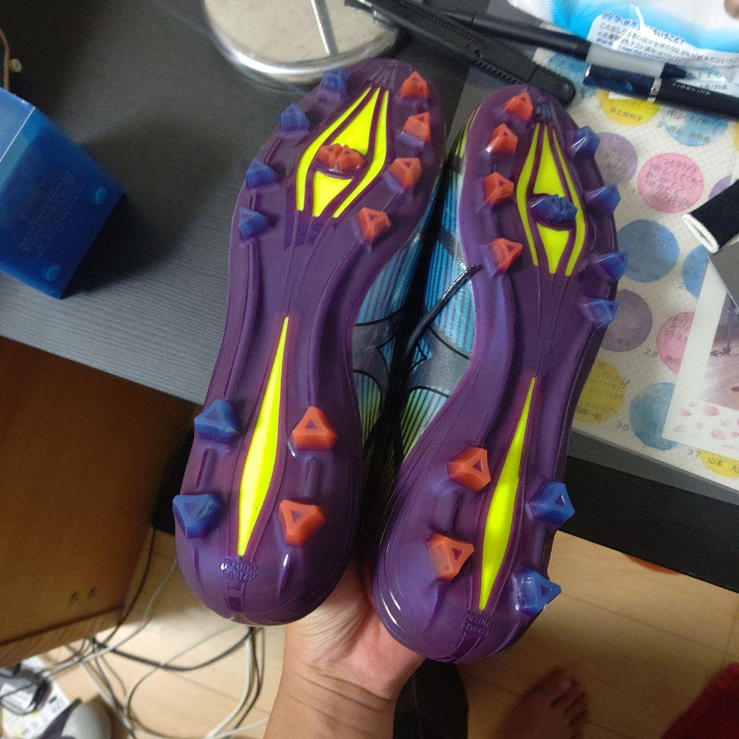Mizuno Morelia Neo 3 サッカーシューズ