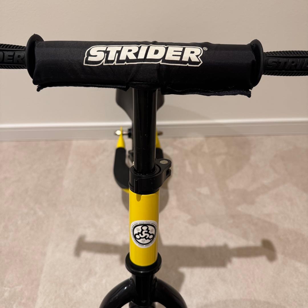 【人気カラー】STRIDER イエローバランスバイク 12インチ