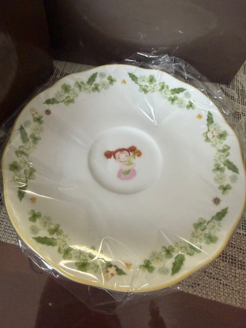 新品！となりのトトロカップ&ソーサー、黄色いお花シリーズ ティーカップ2セット