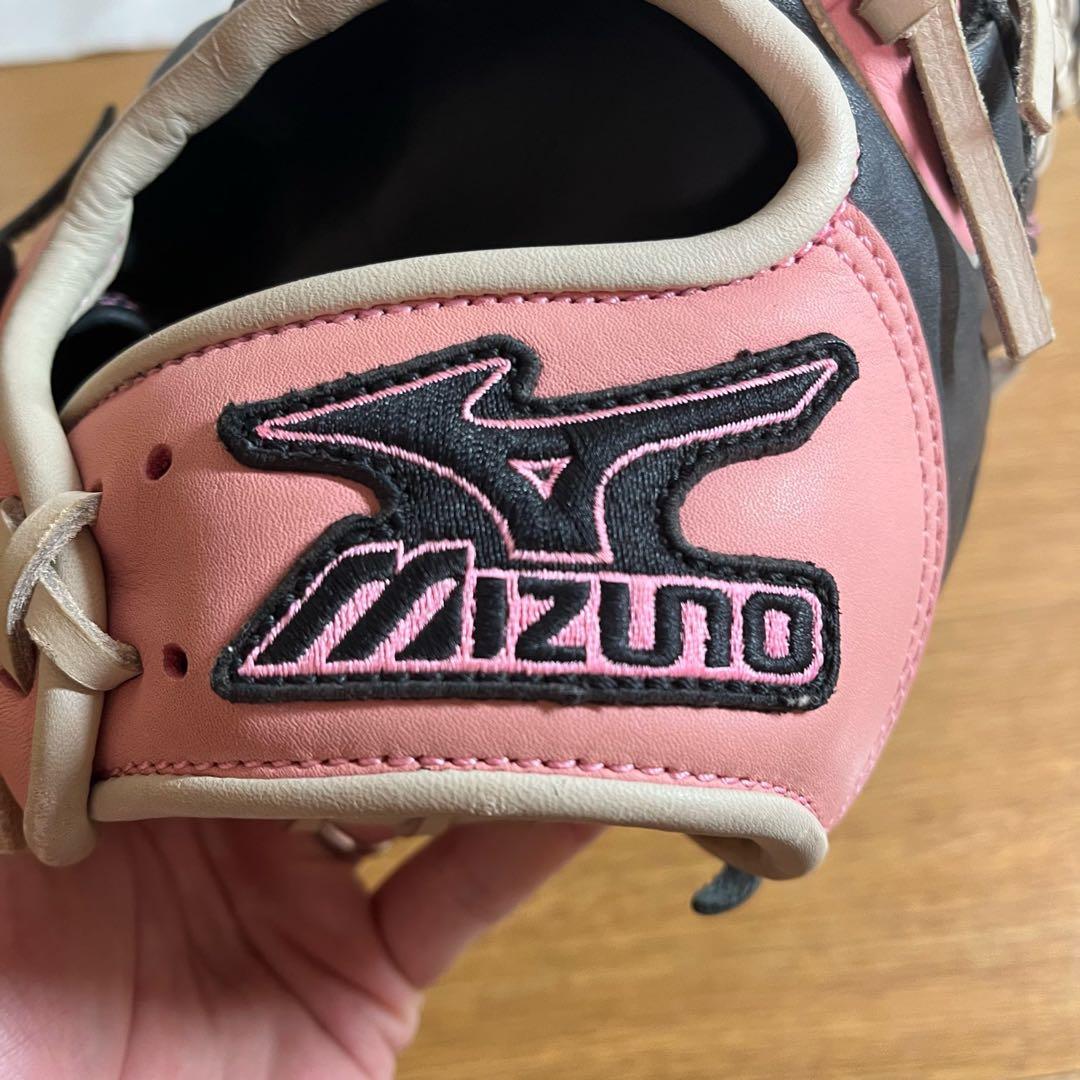 ミズノ 一般軟式 ソフト グローブ グラブ 内野用 黒/ピンク 美品