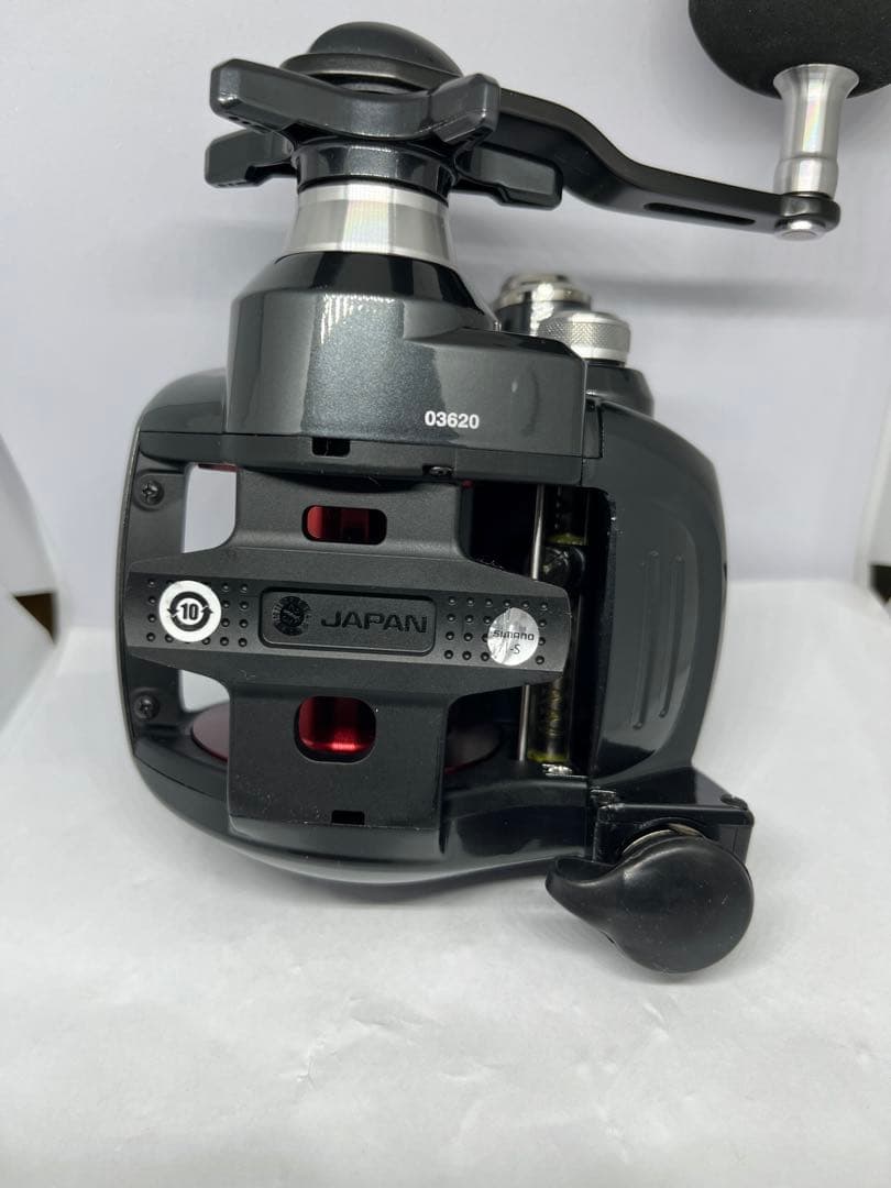 【新品未使用】シマノSHIMANO電動リール16プレイズ 3000 右巻き