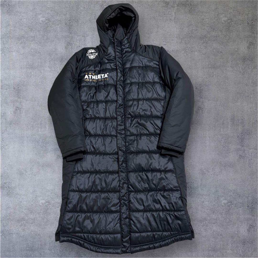 ほぼ新品　 ATHLETA ベンチコート サッカー ジャケット フットサル