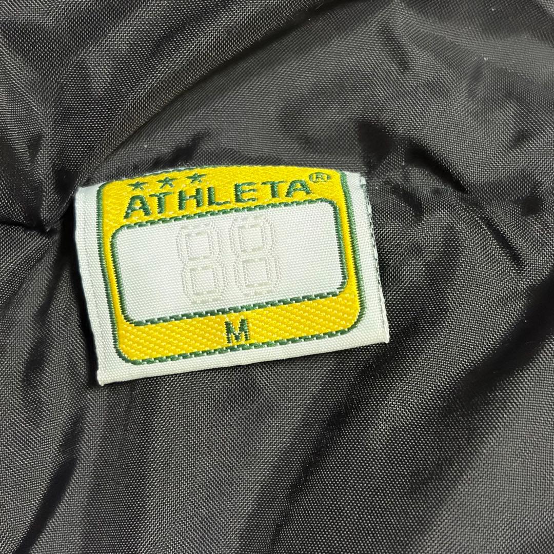 ほぼ新品　 ATHLETA ベンチコート サッカー ジャケット フットサル