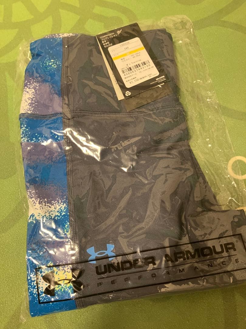 アンダーアーマー　Mサイズ　2枚セット　レギンス トレーニング用 レディース