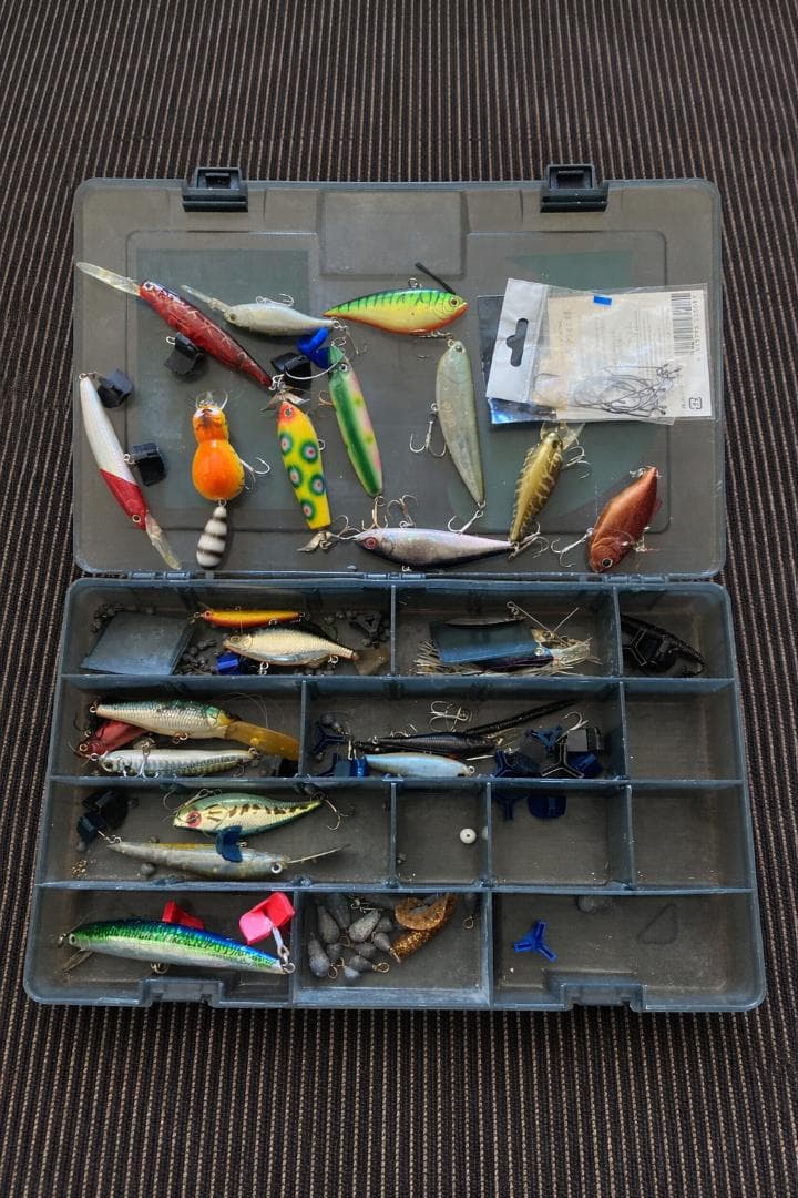 まとめ売り　釣り道具　ルアーなど　いろいろまとめてバス, ブラックバス釣,海釣り
