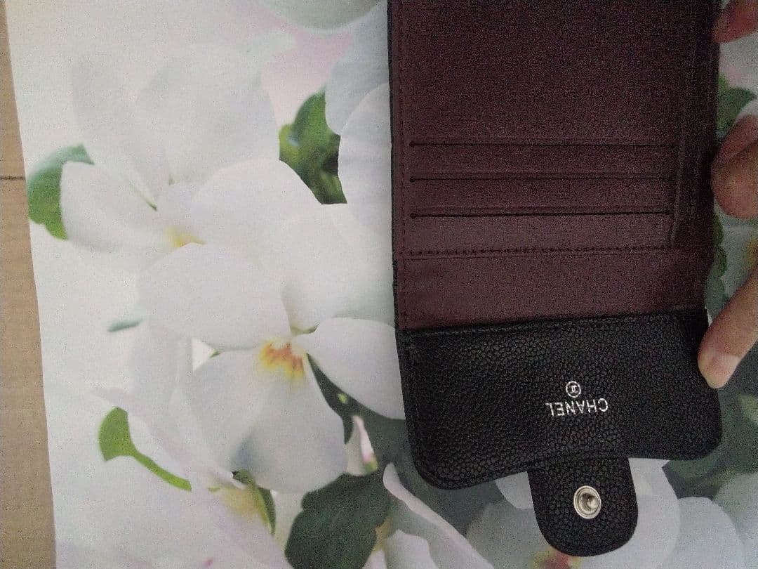 CHANEL 三つ折り財布 (本革)♥28日限定値下げ29999→