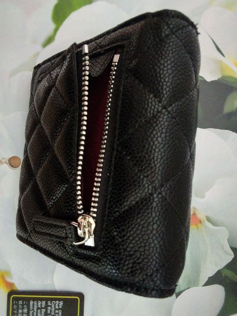 CHANEL 三つ折り財布 (本革)♥28日限定値下げ29999→