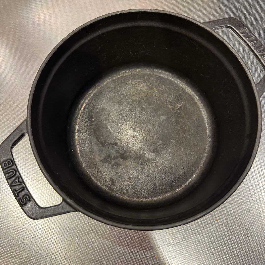 ストウブ ピコ ココット ラウンド 18cm ブラック STAUB