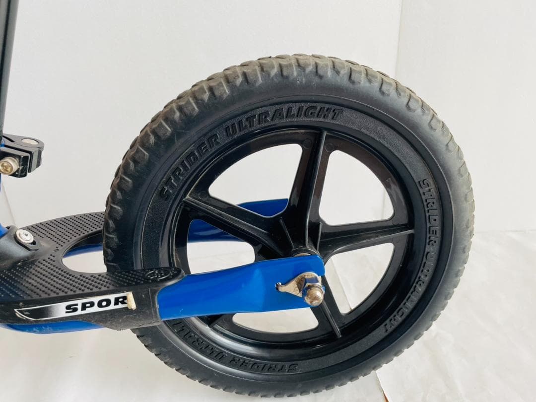 【良品】ストライダー スポーツモデル 12インチ ブルー 日本正規品