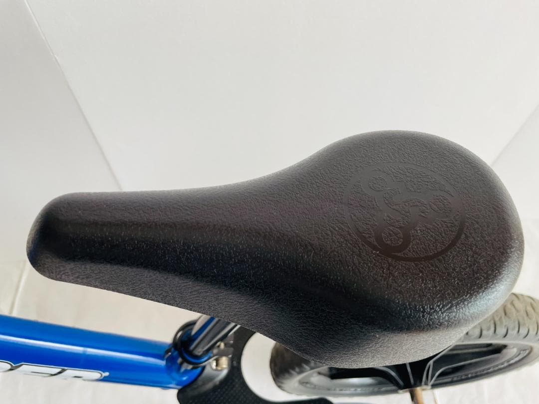 【良品】ストライダー スポーツモデル 12インチ ブルー 日本正規品