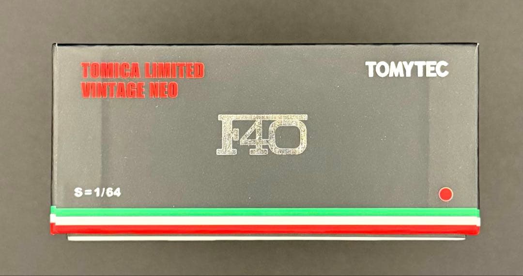 【新品】TOMICA LIMITED VINTAGE NEO F40 赤