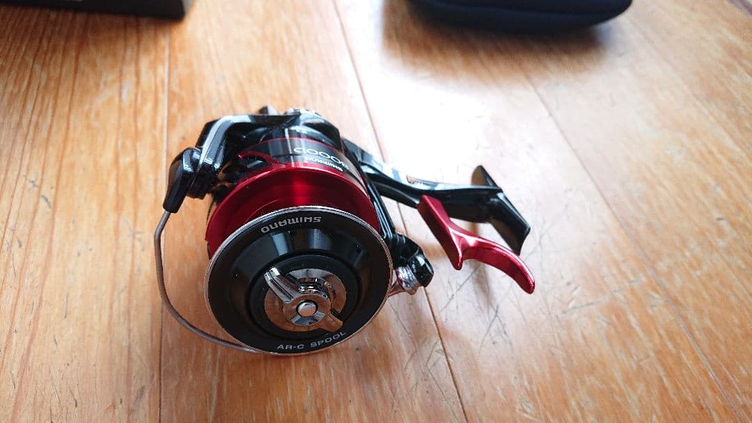 BB-X Remare 8000D スピニングリール
