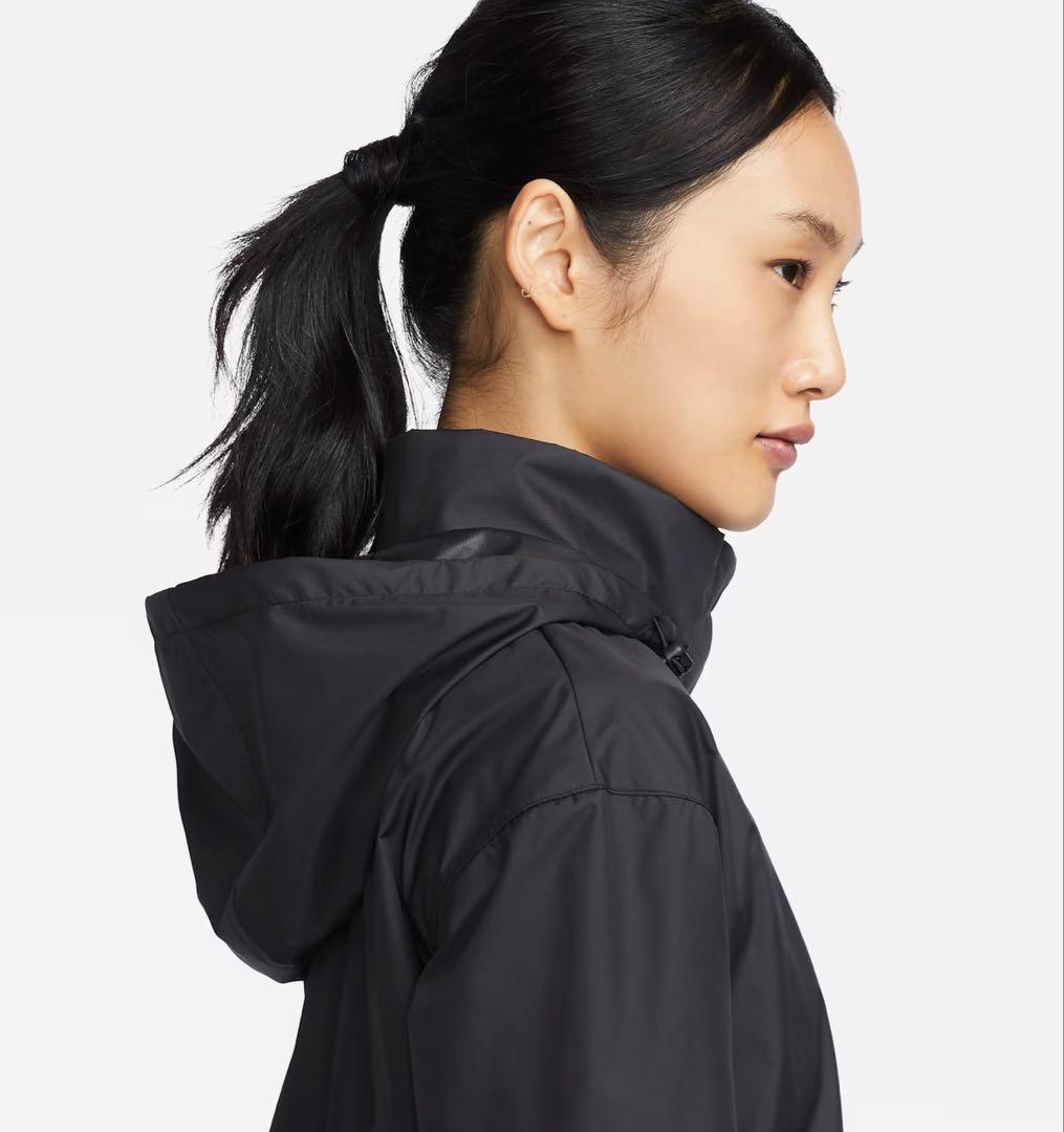 新品　Nike ナイキ　ランニングジャケット　ブラック　Ｍ