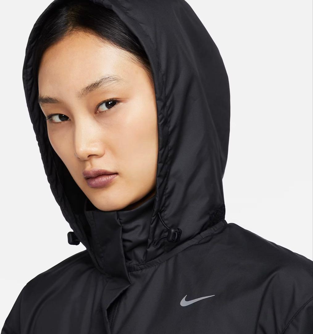 新品　Nike ナイキ　ランニングジャケット　ブラック　Ｍ