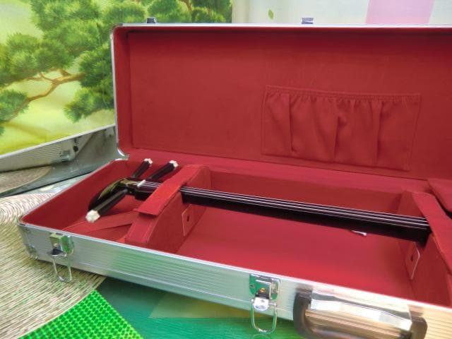 (送料無料)13.000円　一丁入アルミハードケース　三線を傷から守る