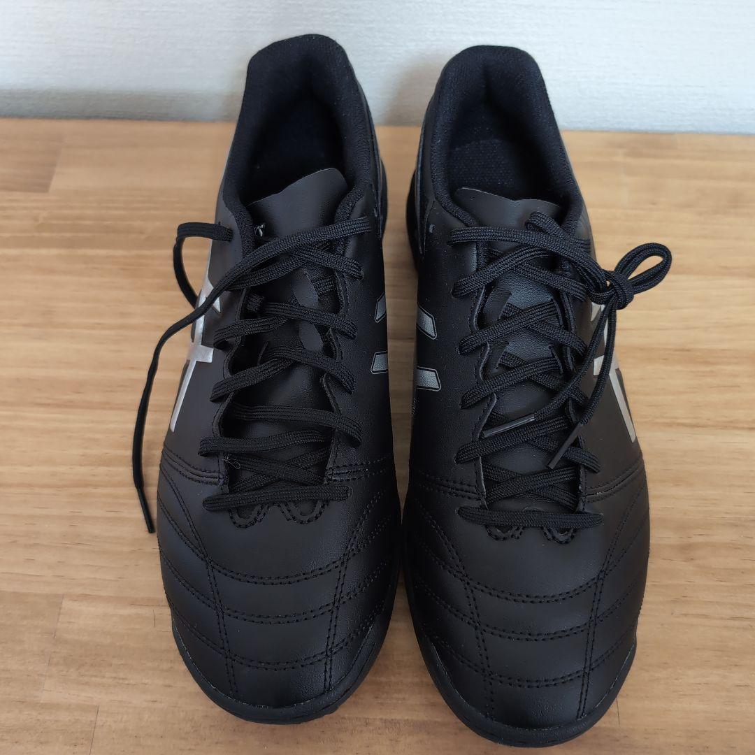 26.5センチ　新品　ASICS ブラック サッカー　トレーニングシューズ