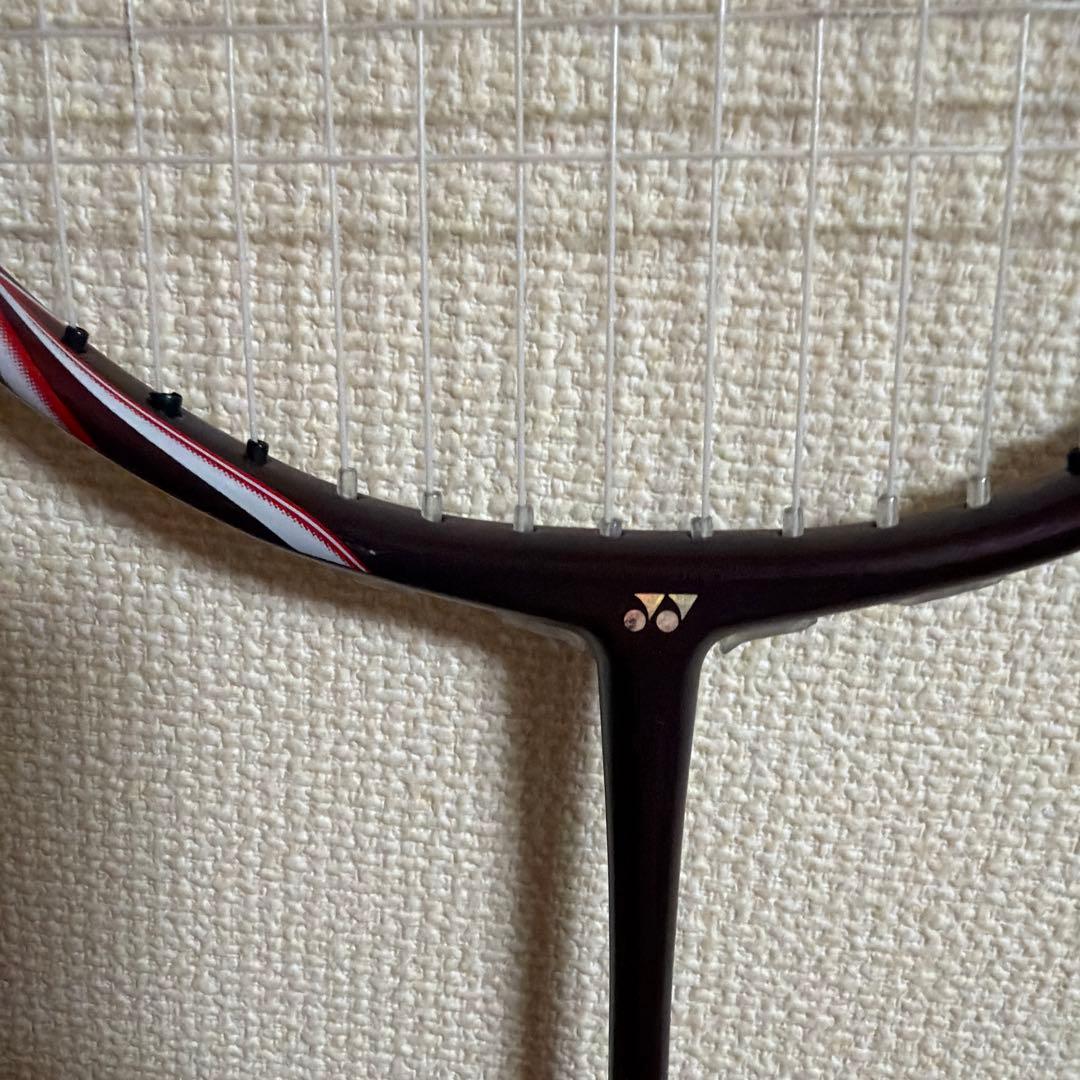 Yonex バドミントンラケット 100zz