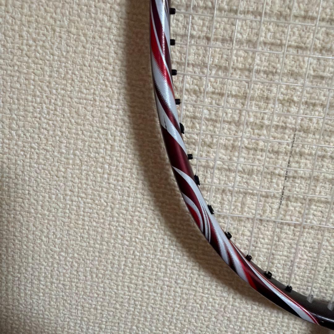 Yonex バドミントンラケット 100zz