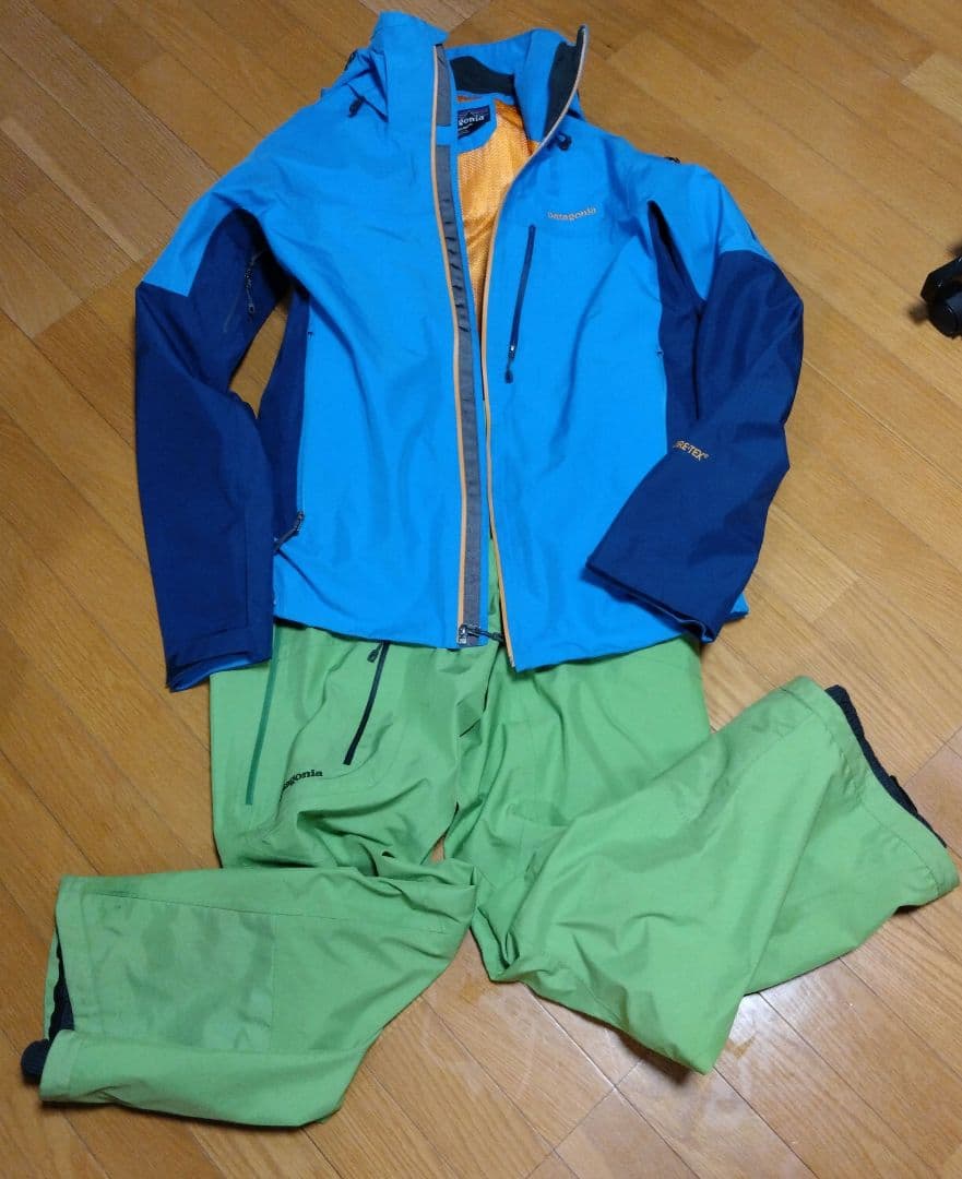 Patagonia スノーボードウェア　パウダーボウル上下セット　ゴアテックス